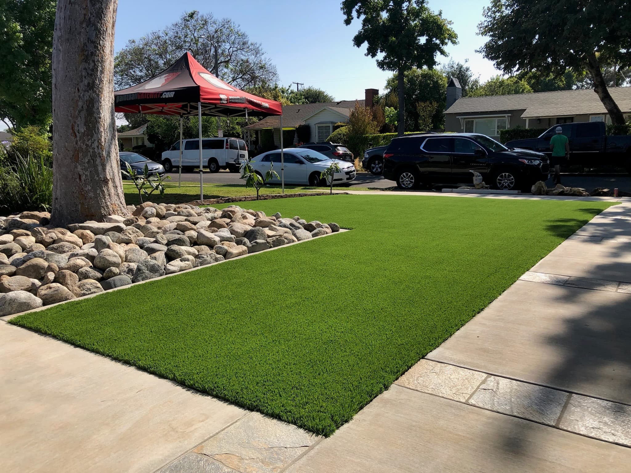 Simi Valley front yard SYNLawn Precision with HeatBlock install, 800 square feet